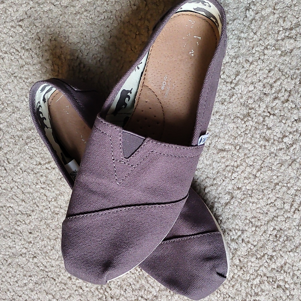 Toms shoes
